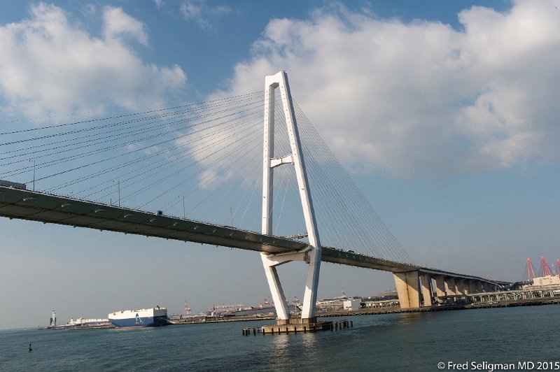 20150312_082841 D4S.jpg - Meiko Chuo Bridge, Nagoya harbor